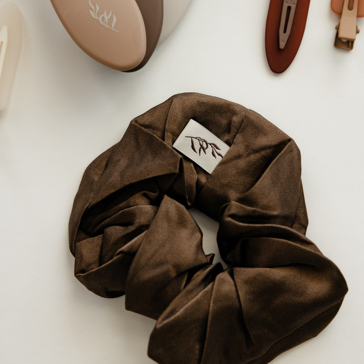 DreamSilk Sleep Scrunchie