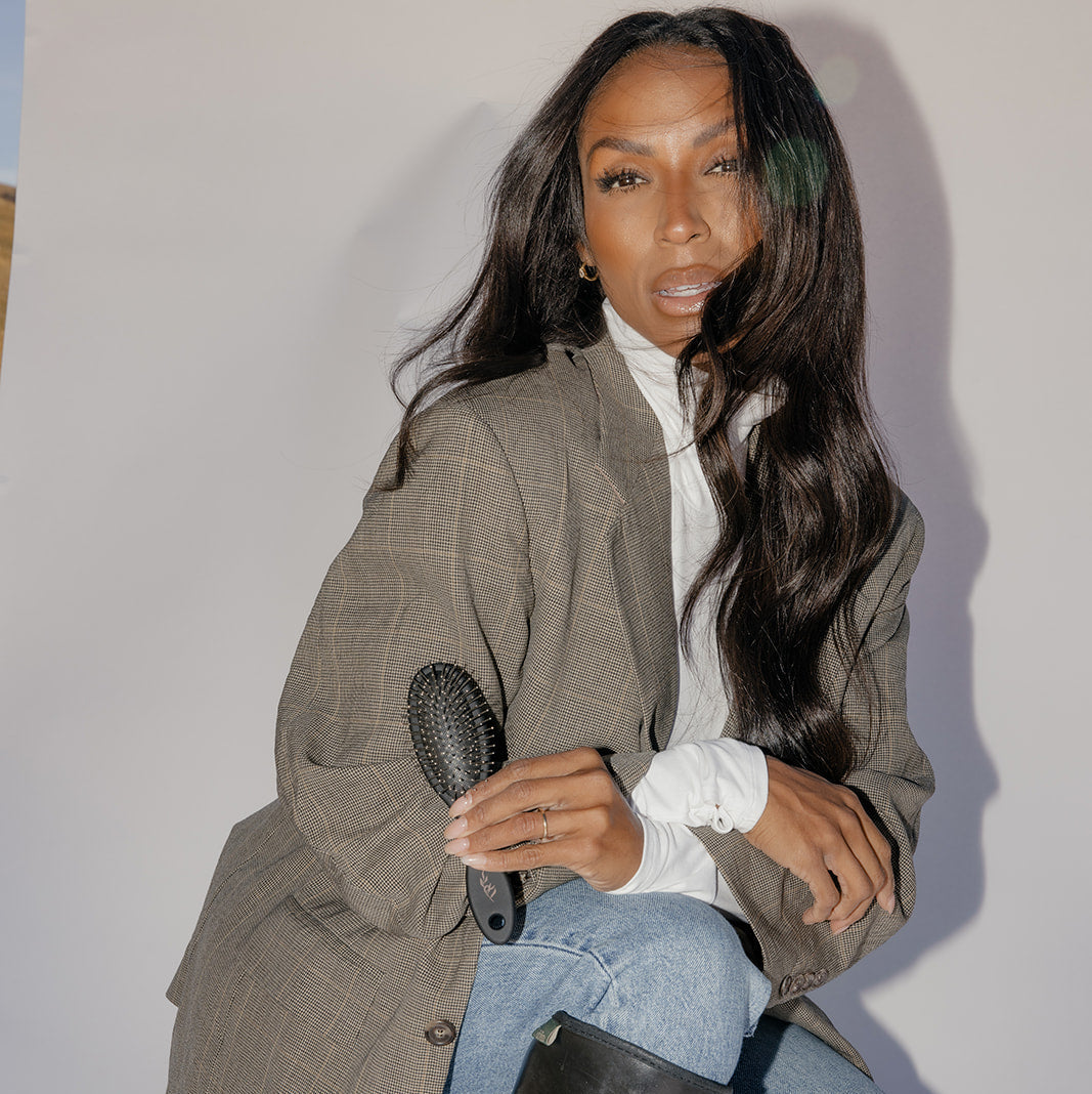 The Noir Collection Mini Detangling Brush