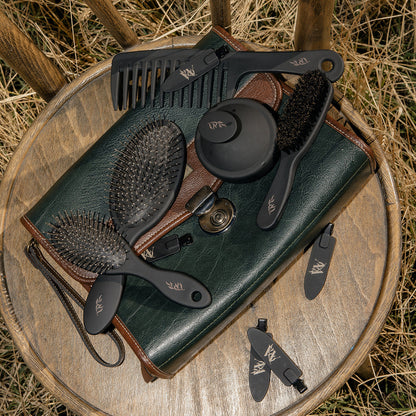 The Noir Boar Bristle Smoothing Brush