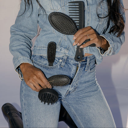 The Noir Collection Detangling Brush