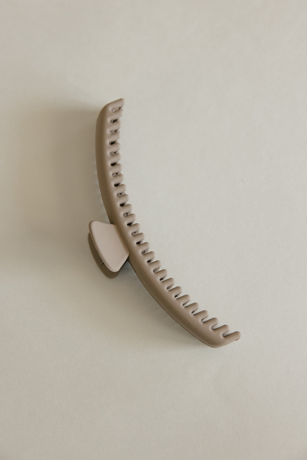 Willow Clasp Claw Clip
