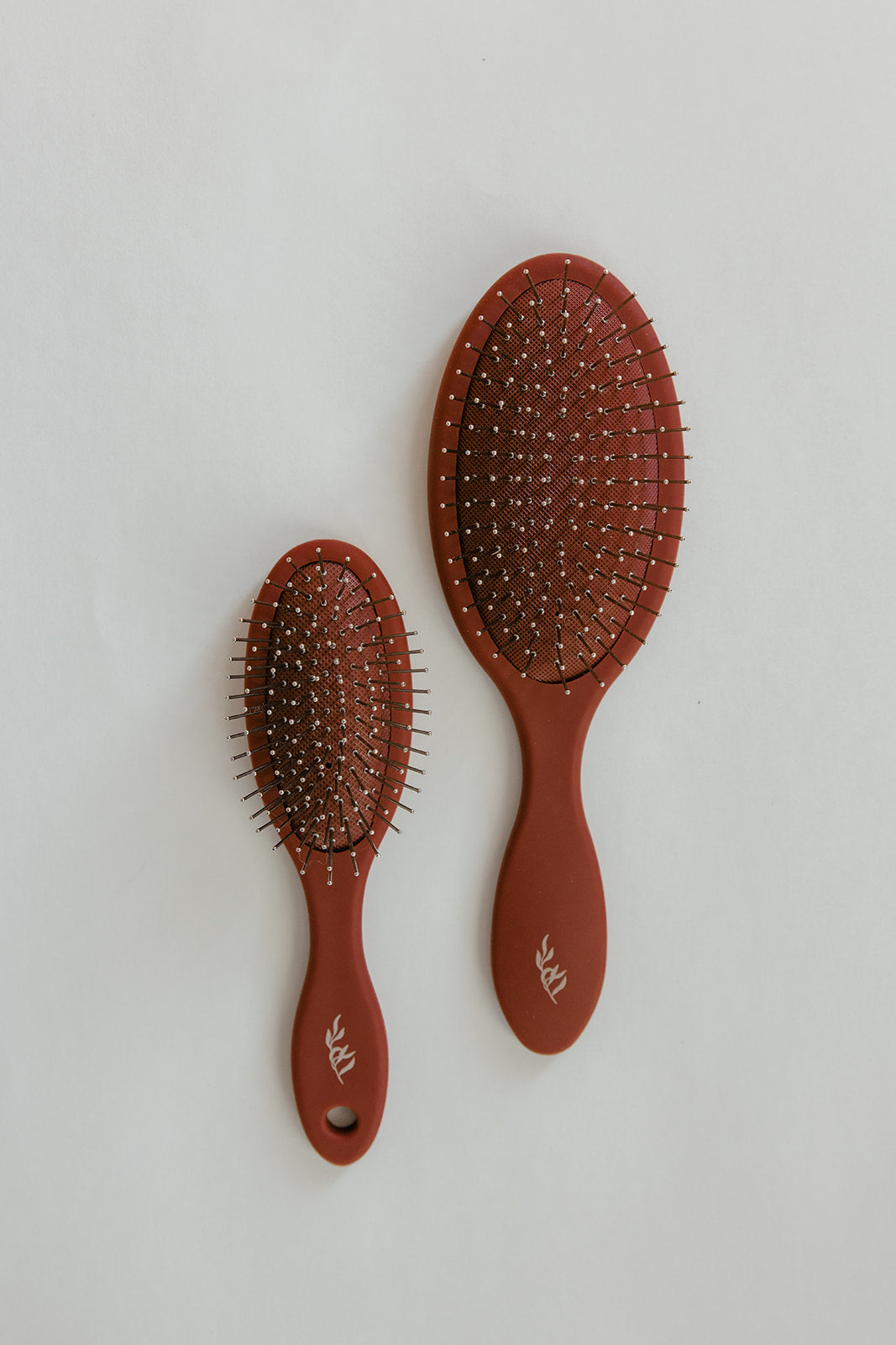 Willow Detangling Brush Bundle