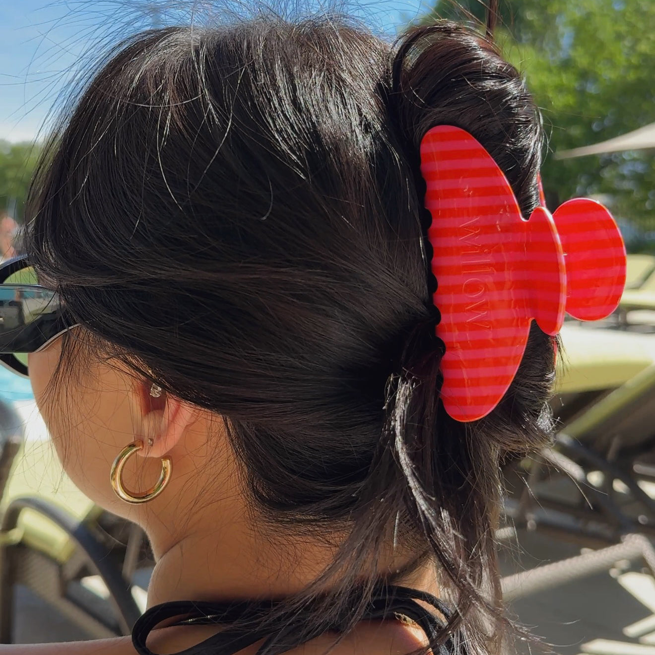 Spritz Acrylic Midi Claw Clip
