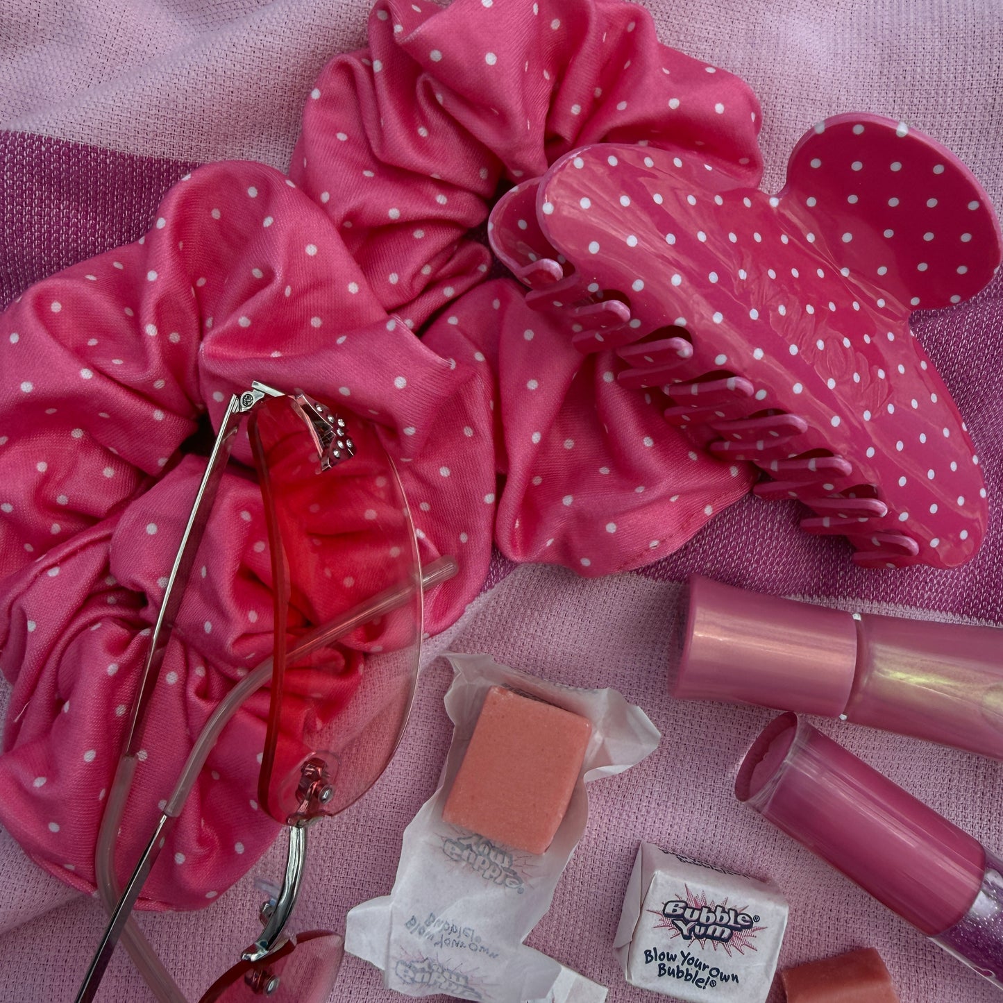 Pink Pop light weight scrunchie